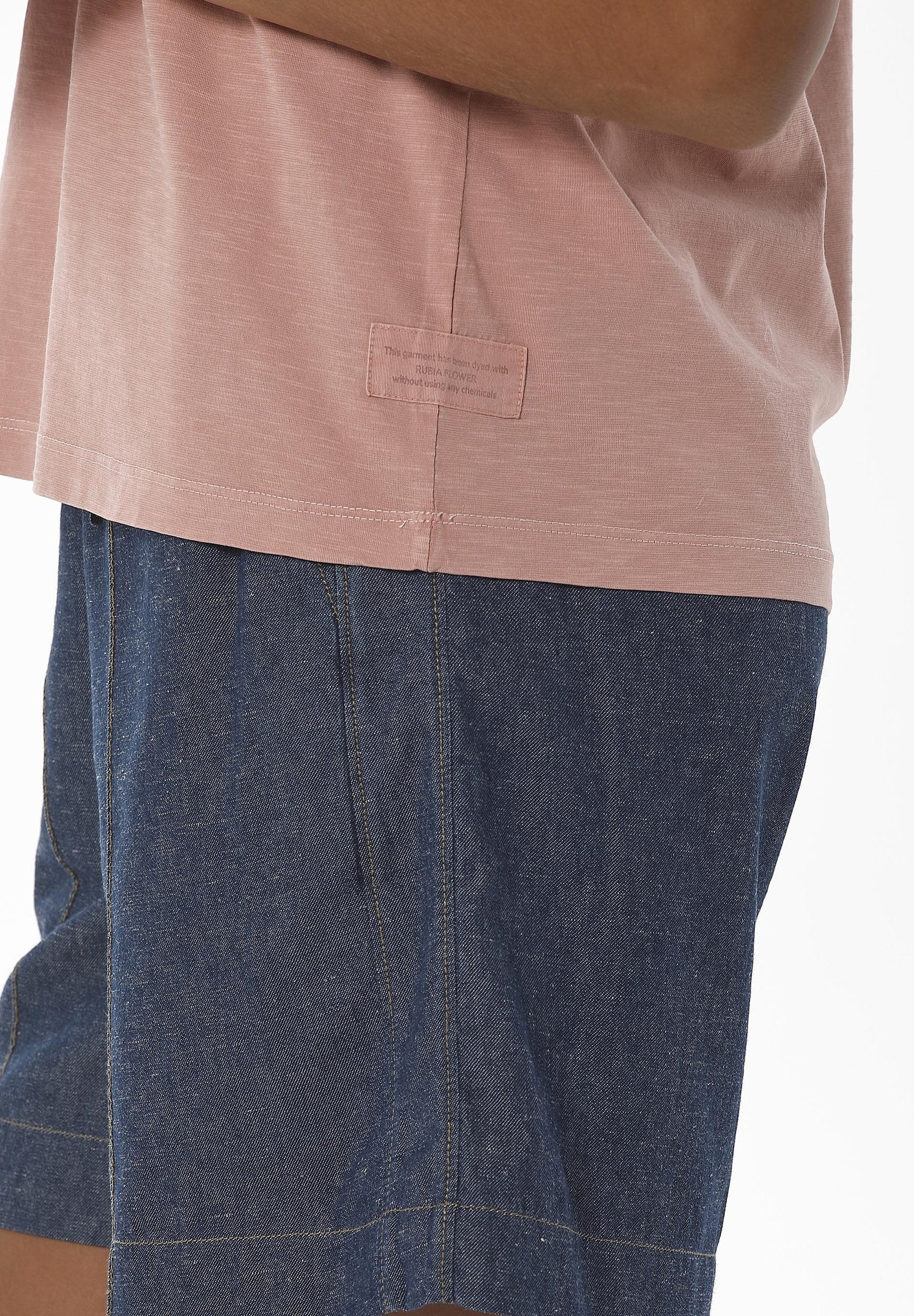 Natural Dyed T-Shirt aus Bio-Baumwolle