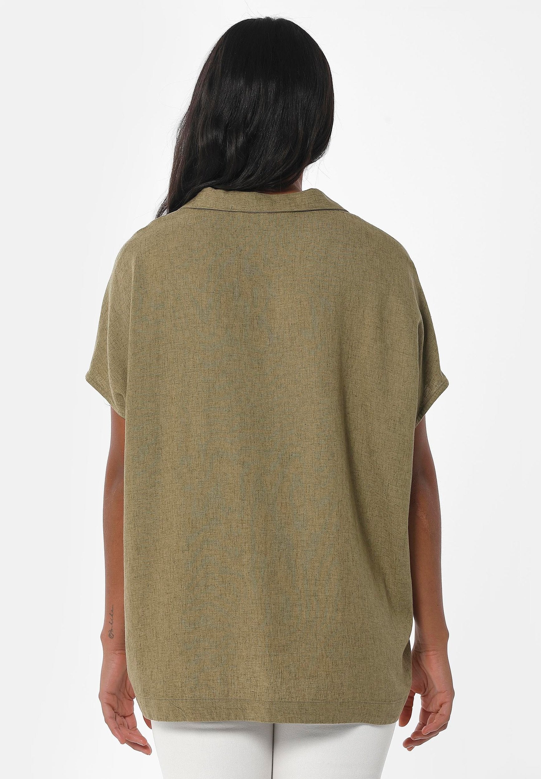 Bluse aus LENZING™ ECOVERO™  und Leinen