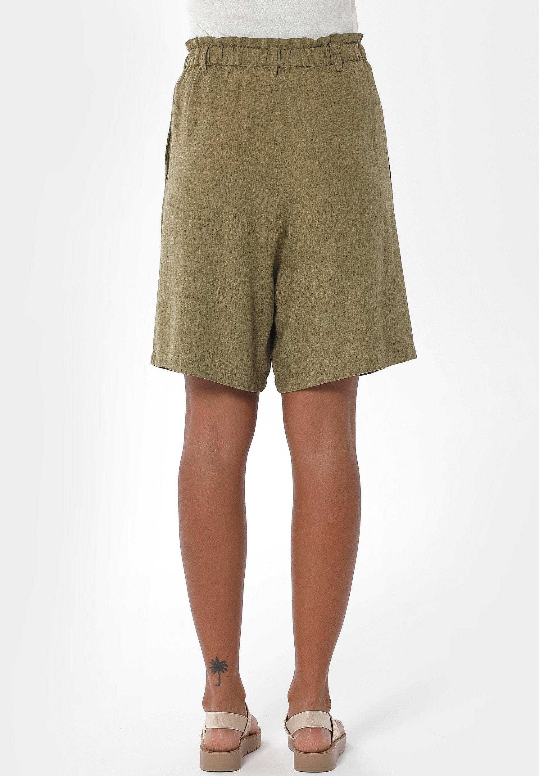 Shorts aus LENZING™ ECOVERO™  und Leinen