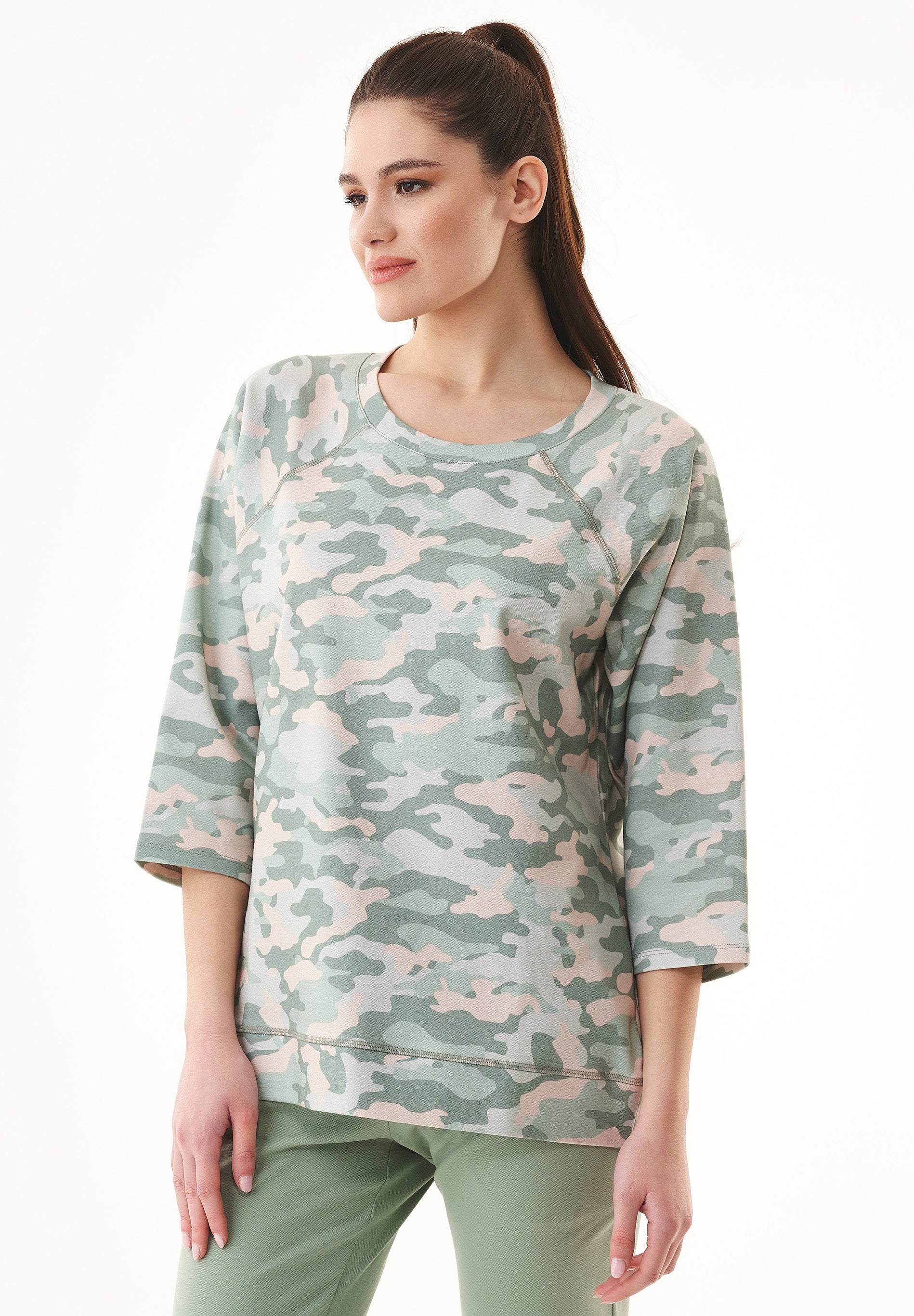 Sweatshirt aus Bio-Baumwolle mit Camouflage-Muster