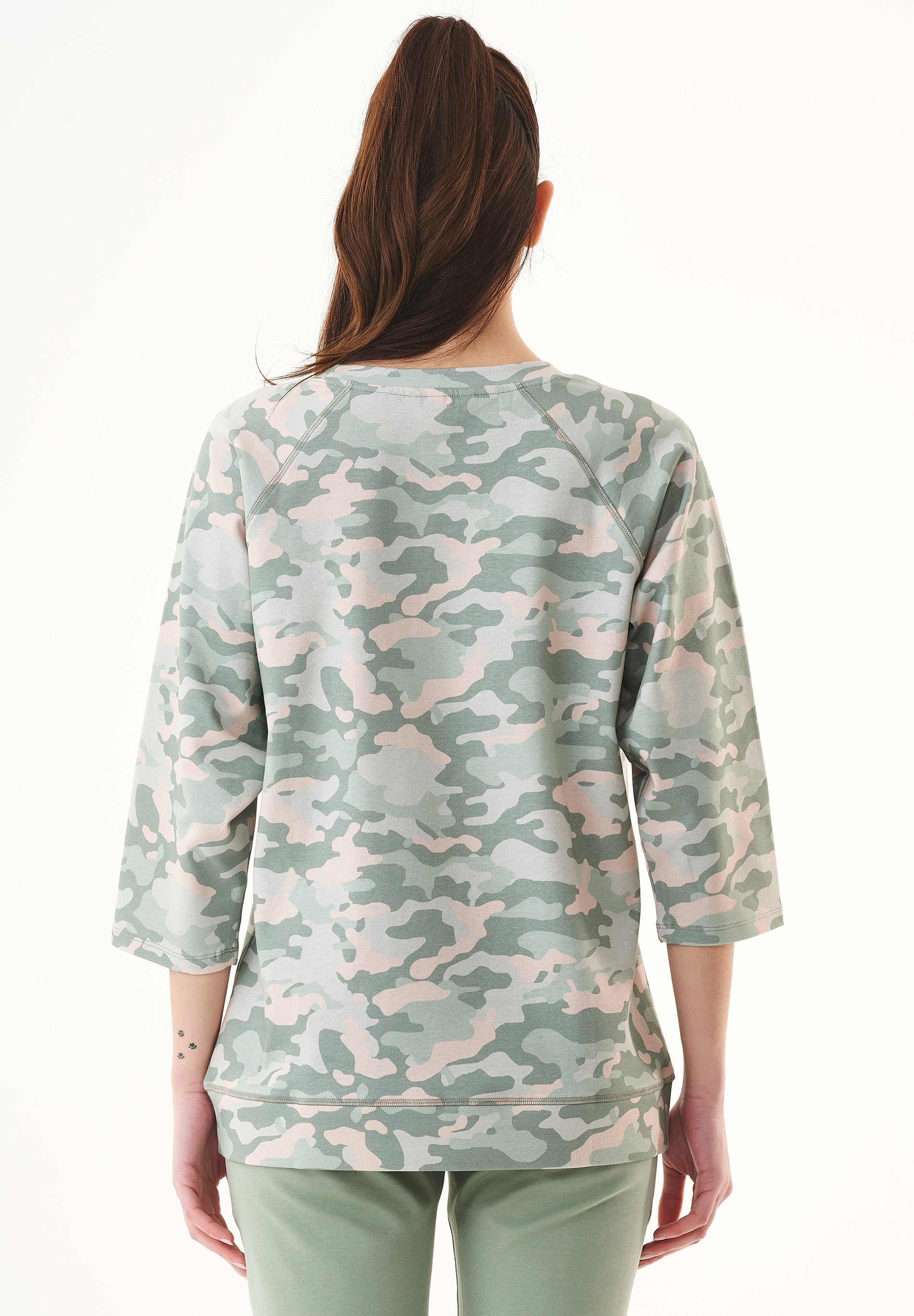 Sweatshirt aus Bio-Baumwolle mit Camouflage-Muster