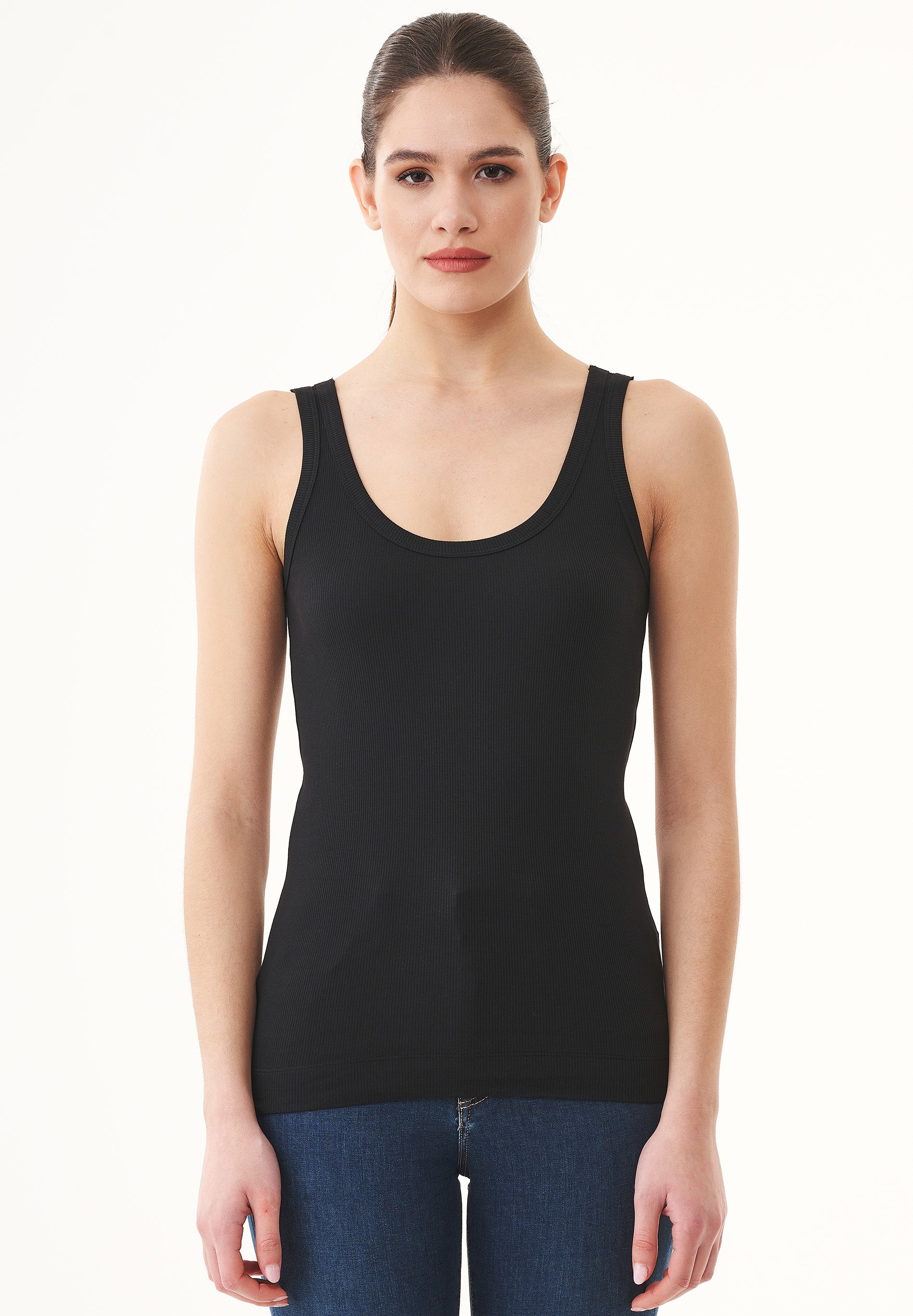 Rib Tank-Top aus Bio-Baumwolle