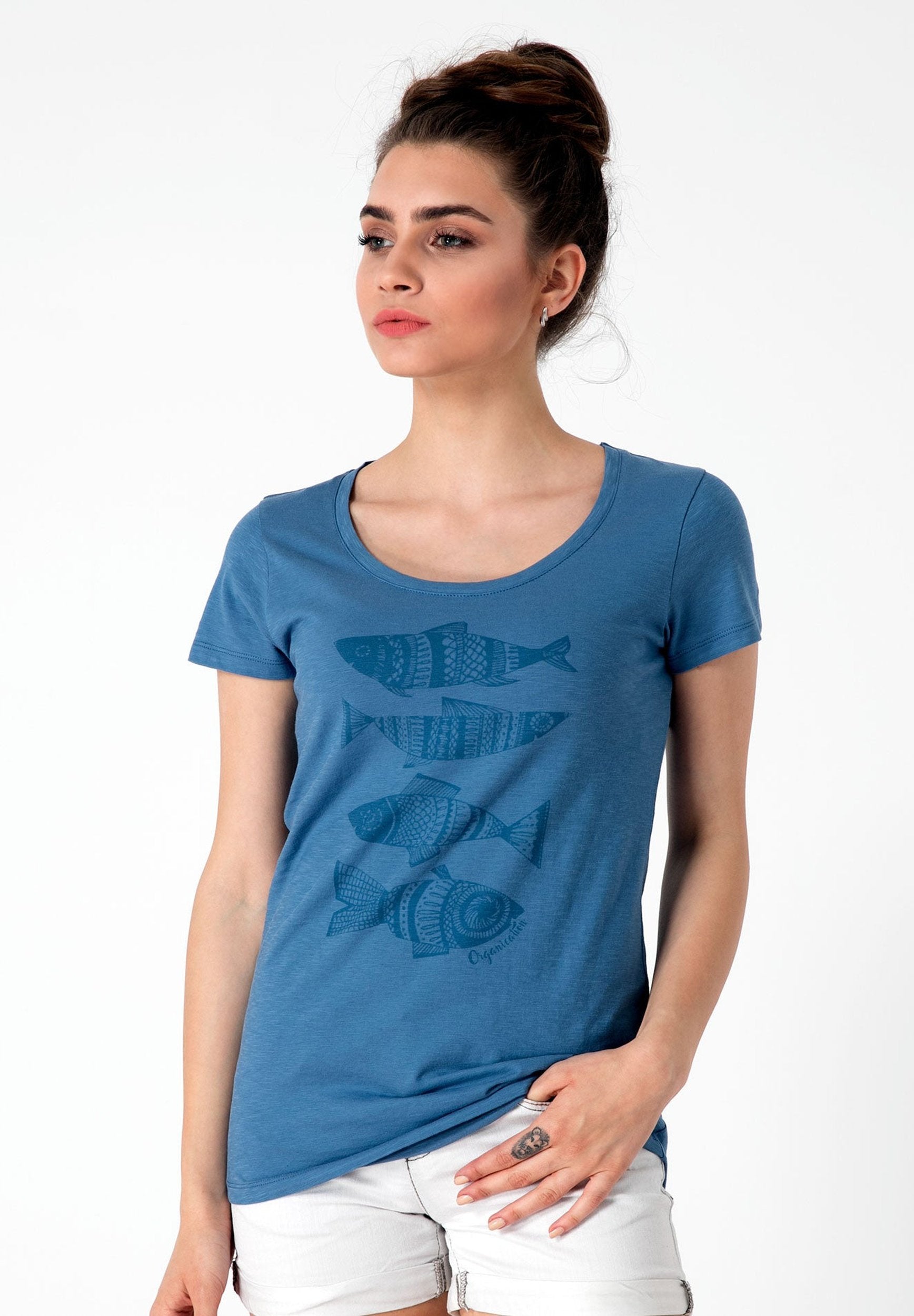 T-Shirt mit Fischmotiven aus Bio-Baumwolle