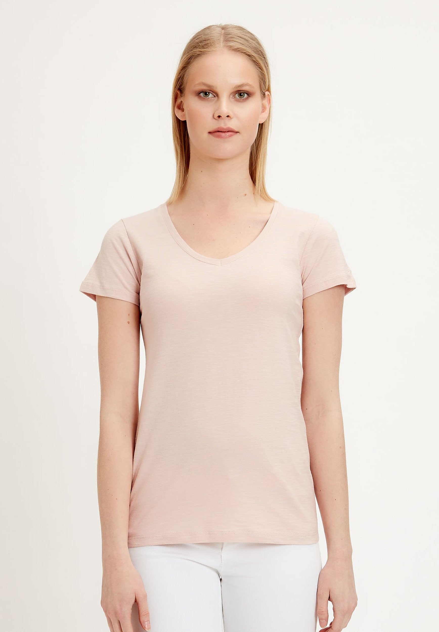 Basic T-Shirt aus Bio-Baumwolle mit V-Ausschnitt