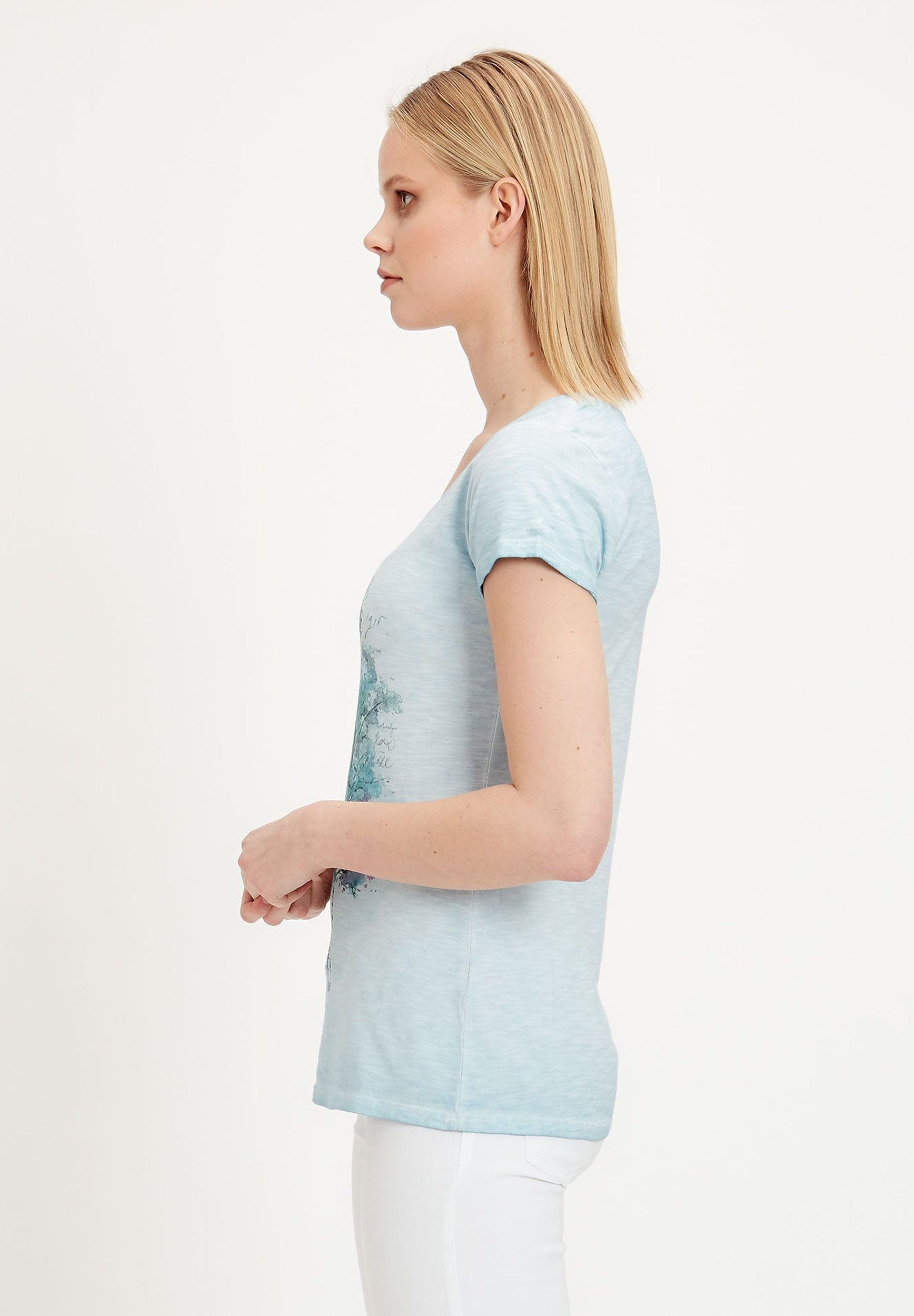 Garment Dyed T-Shirt aus Bio-Baumwolle mit Baum-Print