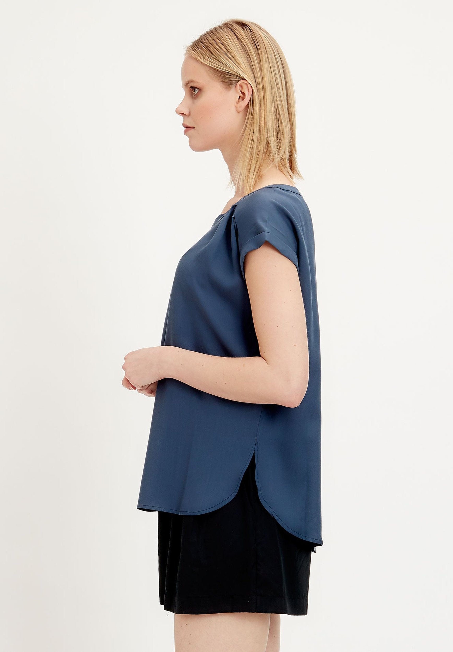 Kurzarm Bluse aus TENCEL™ Lyocell