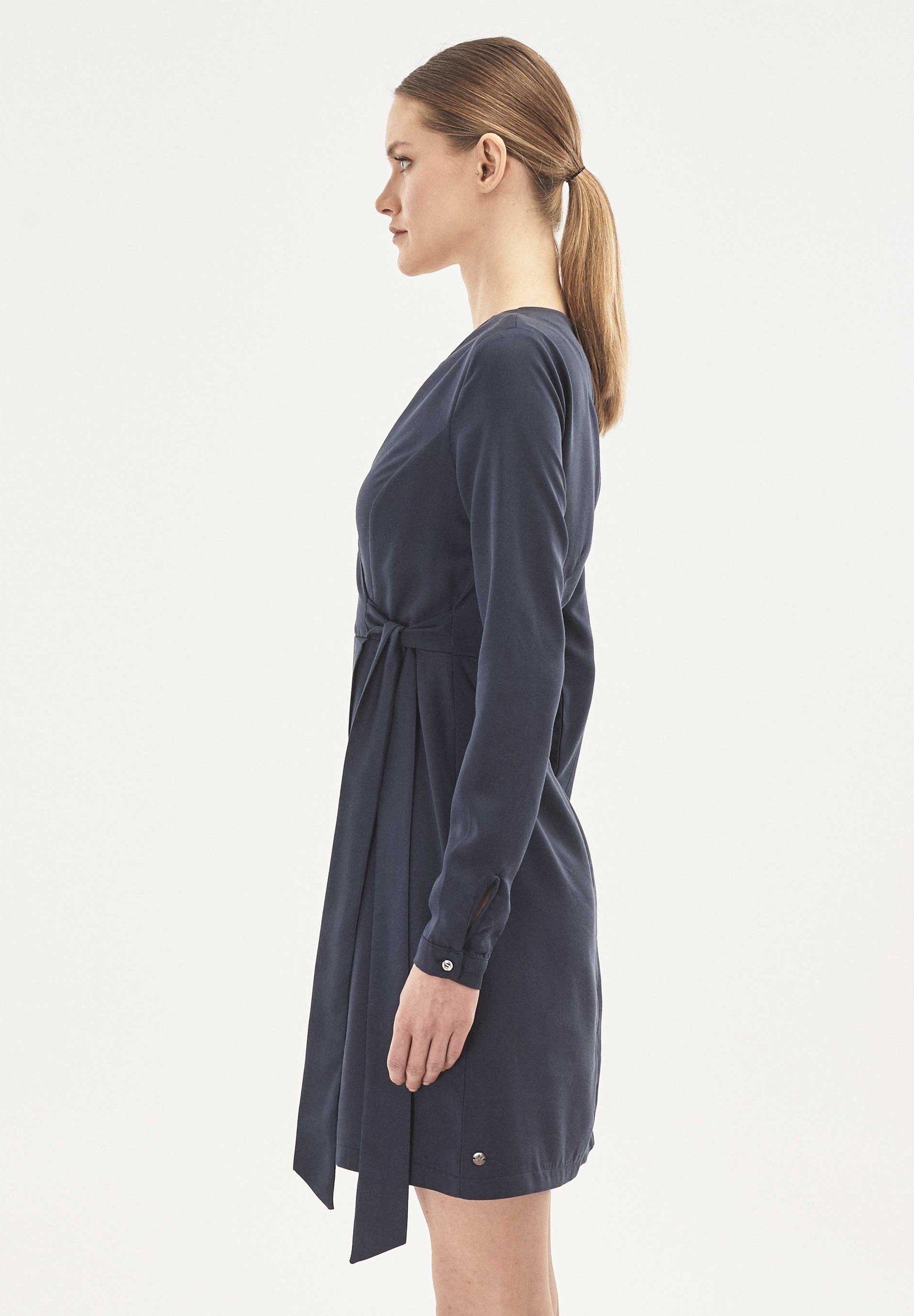Kleid aus TENCEL™ Lyocell mit Taillengürtel
