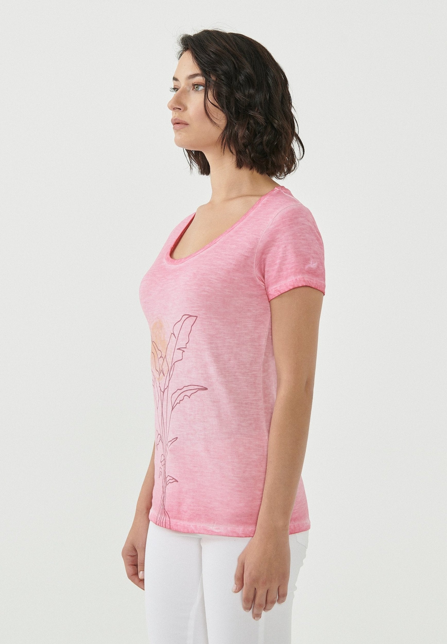 Garment Dyed T-Shirt aus Bio-Baumwolle mit Pflanzen-Print