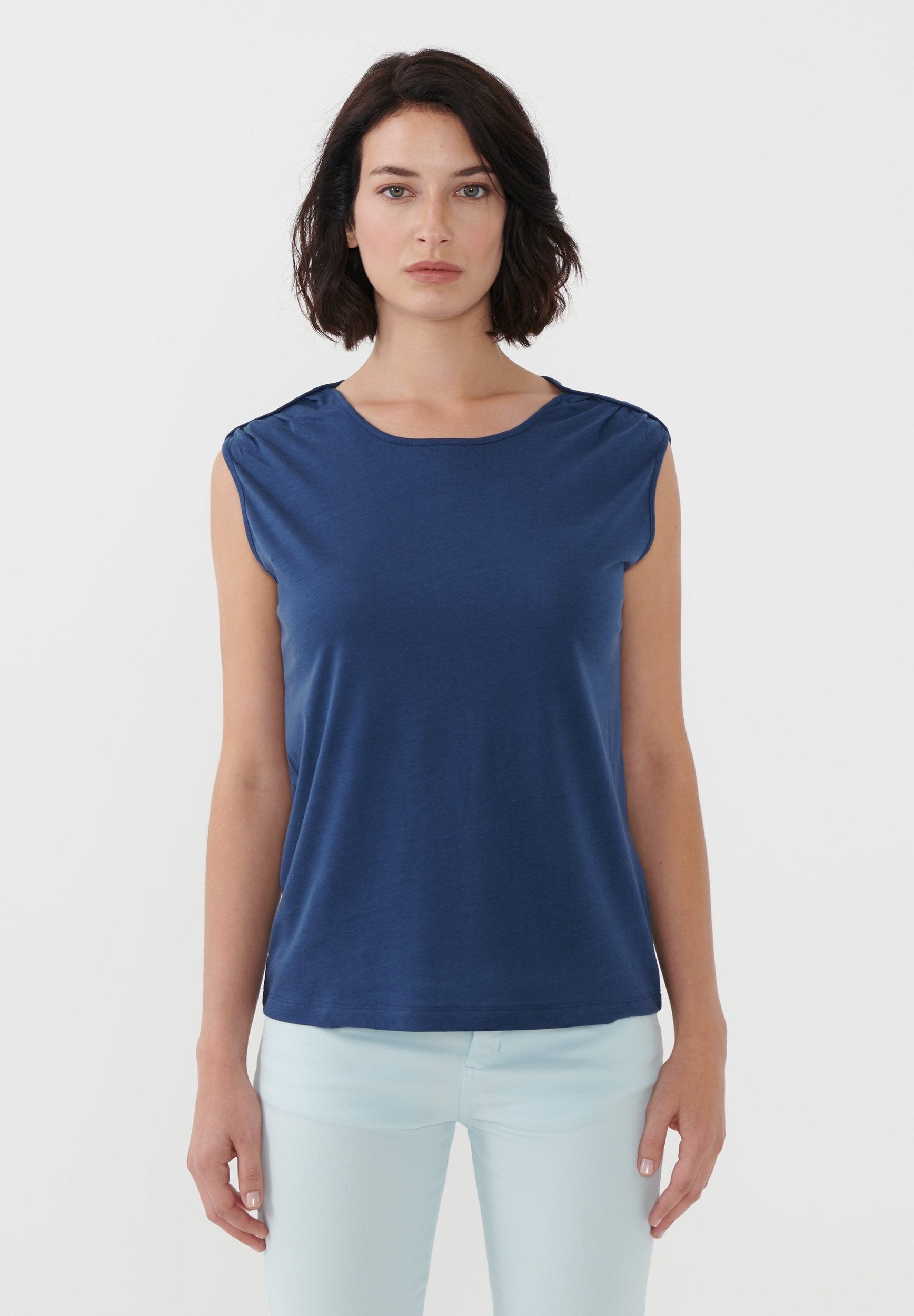 Top aus TENCEL™ Lyocell und Bio-Baumwolle